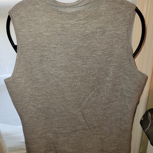 Elie Tahari Priyanka Fine Merino Grey Sleeveless Top Intarsia Illusion Knit NWT - Picture 4 of 10